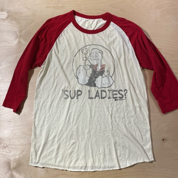 Red and White Graphic T-Shirt XL (OM) - Picture 2 of 12